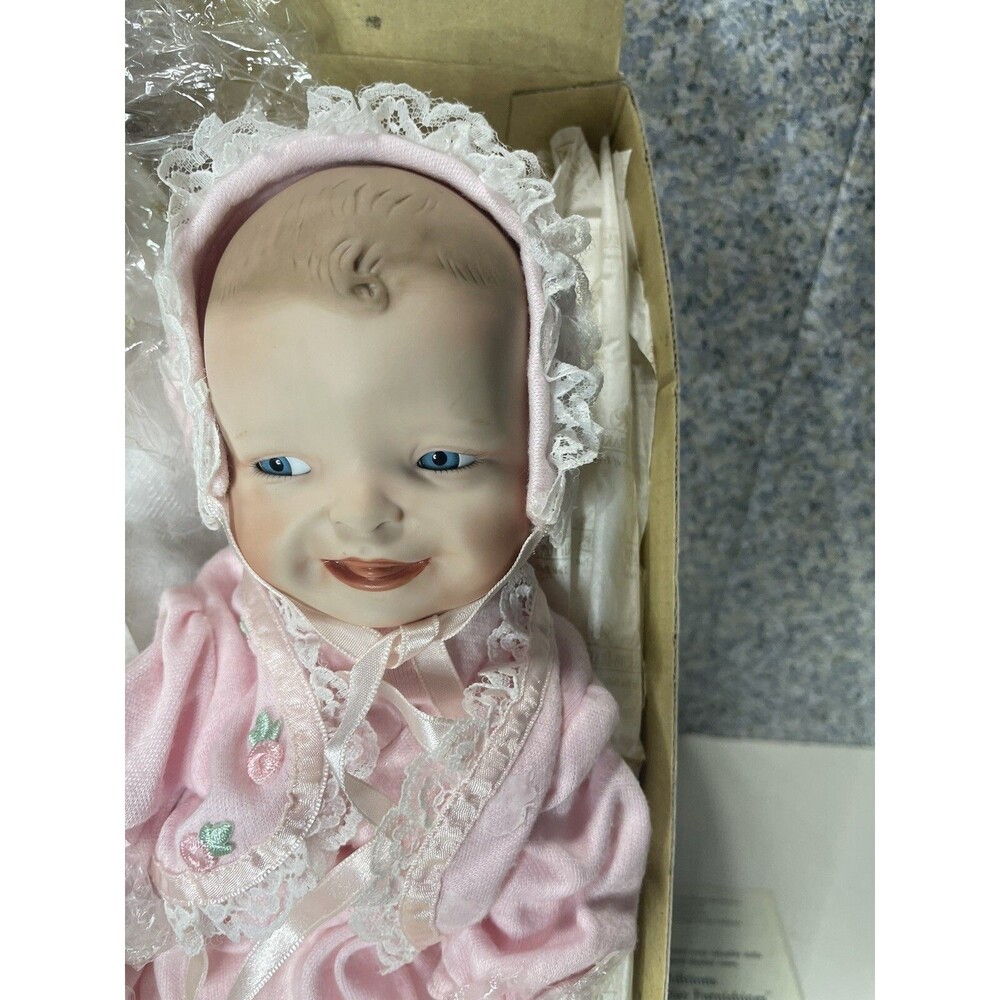 Rare Vintage 12" Megan Rose Ashton Drake byYolanda Bello Porcelain Baby Doll-BOX
